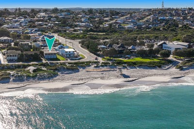 /international/au/4-ocean-drive-quinns-rocks-wa-151867168/