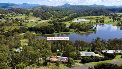 /international/au/94-96-francis-close-kooralbyn-qld-151561676/