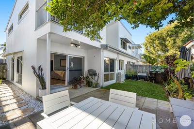 /international/au/4-93-parker-street-maroochydore-qld-151670140/