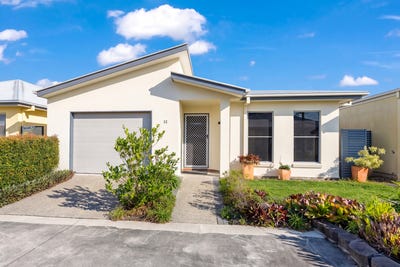/international/au/12-74-cotterill-avenue-bongaree-qld-151500324/