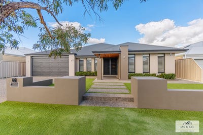 /international/au/22-colorino-avenue-caversham-wa-152659208/