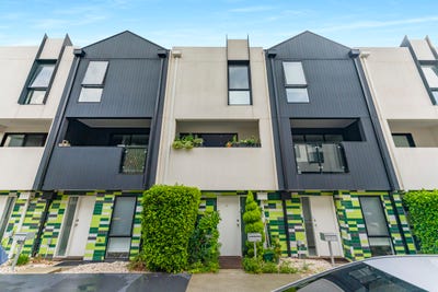 /international/au/17-163-carinish-road-clayton-vic-150587396/