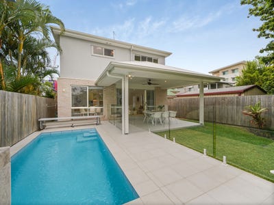 /international/au/8-manley-street-redcliffe-qld-152662916/
