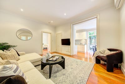 /international/au/6-23-murdoch-street-cremorne-nsw-148437236/