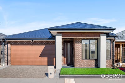 /international/au/10-hunt-road-rockbank-vic-148624352/