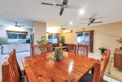 /international/au/32-halkitis-court-coconut-grove-nt-148159968/