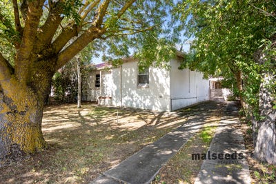 /international/au/142-wehl-north-street-mount-gambier-sa-150701340/
