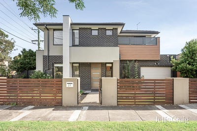 /international/au/21-garfield-street-cheltenham-vic-150955120/