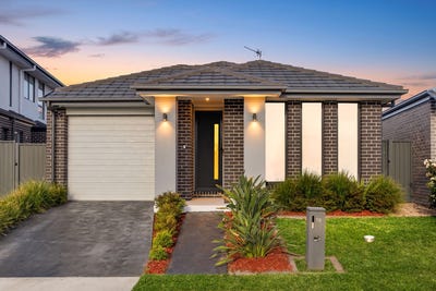 /international/au/19-caledonia-crescent-melonba-marsden-park-nsw-152575776/