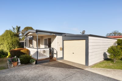 /international/au/29-shelly-place-hastings-vic-151196856/