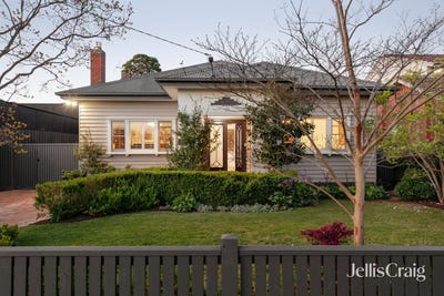 /international/au/26-garfield-avenue-ormond-vic-152467880/