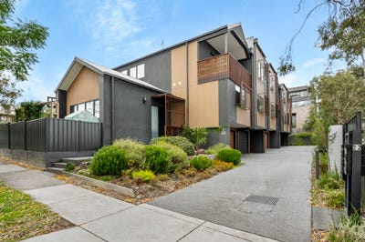 /international/au/2-22-luck-street-eltham-vic-151122980/