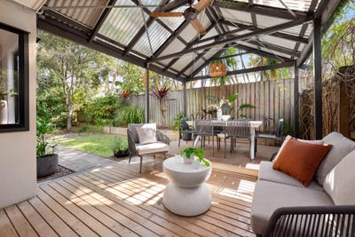 /international/au/3-16-worden-street-morningside-qld-152461252/