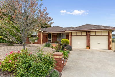 /international/au/6-essex-court-strathdale-vic-152540088/