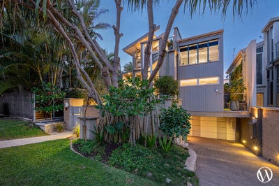 /international/au/1-12-belmore-tce-sunshine-beach-qld-151179348/