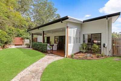/international/au/4-banksia-place-palmwoods-qld-151159544/