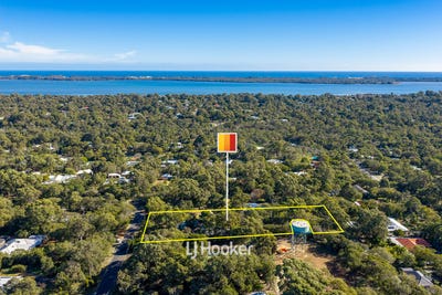 /international/au/10-admiralty-place-leschenault-wa-151652248/