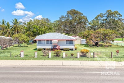 /international/au/129-131-soldiers-road-bowen-qld-152552580/