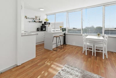 /international/au/46-24-wirraway-street-alexandra-headland-qld-151517884/