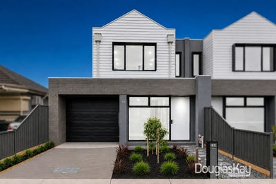 /international/au/10b-compton-parade-sunshine-north-vic-151338404/
