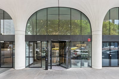 /international/au/2102-301-king-street-melbourne-vic-150740432/