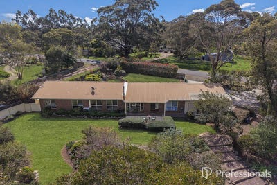 /international/au/130-north-boundary-road-hamilton-vic-152520924/