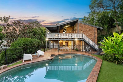 /international/au/25-the-drive-bardon-qld-151136076/