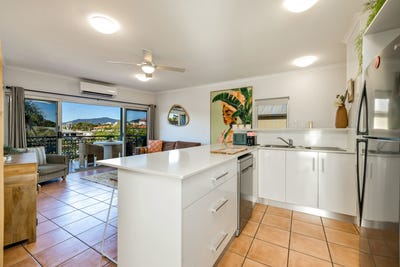/international/au/7-205-mcleod-street-cairns-north-qld-151440056/