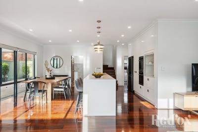 /international/au/28a-birkett-street-bedford-wa-148194340/