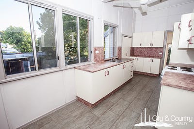/international/au/3-juniper-street-mount-isa-qld-148372480/