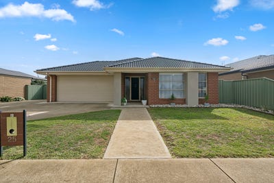 /international/au/25-penrose-st-nagambie-vic-150836224/