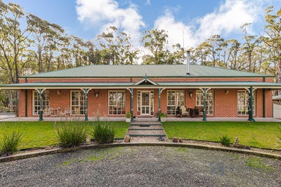 /international/au/19-pine-court-dales-creek-vic-148523376/
