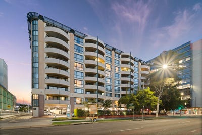/international/au/617-74-76-northbourne-avenue-braddon-act-150636444/