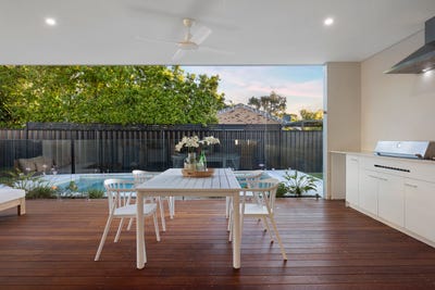 /international/au/9-third-avenue-marcoola-qld-150654268/