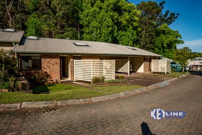 /international/au/63-18-doolan-street-nambour-qld-152682520/