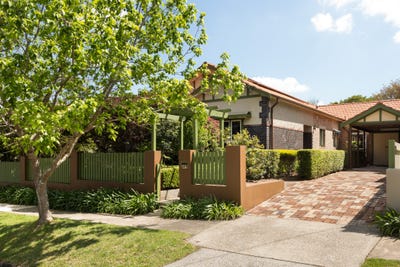 /international/au/41-mcclelland-street-willoughby-nsw-152643644/