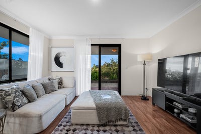 /international/au/168-caridean-street-heathridge-wa-151052844/