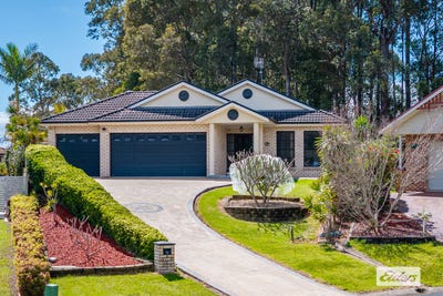 /international/au/13-stuart-place-sunshine-bay-nsw-152514568/