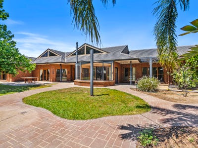 /international/au/7-saxton-street-numurkah-vic-150660468/