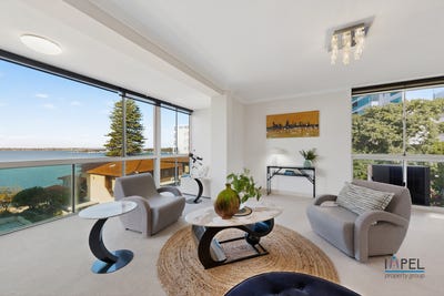 /international/au/8-1-kings-park-avenue-crawley-wa-150954084/