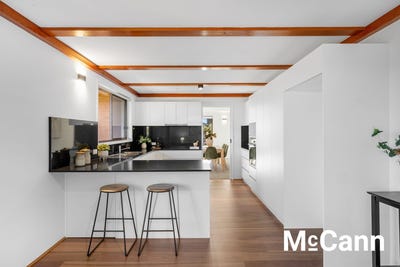 /international/au/19-harbison-crescent-wanniassa-act-151393500/