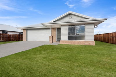 /international/au/23-colbar-street-pittsworth-qld-151452972/
