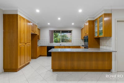 /international/au/37-chesterville-drive-bentleigh-east-vic-151363656/
