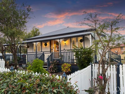 /international/au/9-roblyn-street-rosewood-qld-151099592/