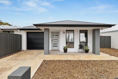 /international/au/9-karri-street-munno-para-sa-150747940/