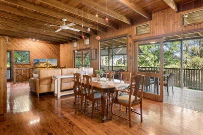 /international/au/6-jocelyn-court-chapel-hill-qld-151687332/