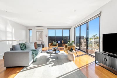 /international/au/38-foothills-avenue-mccrae-vic-151816088/