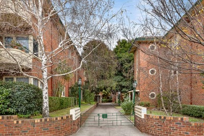 /international/au/2-14a-chapel-street-st-kilda-vic-148525044/