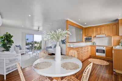 /international/au/7-bligh-court-mount-pleasant-qld-151226824/