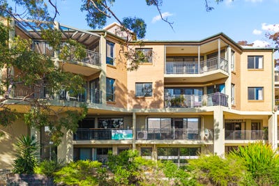 /international/au/21-82-90-allison-crescent-menai-nsw-151789248/